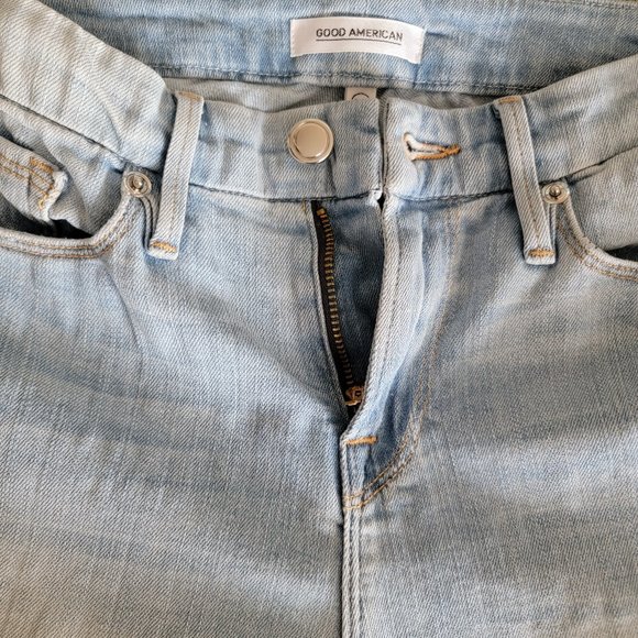 Good American Distressed Light Wash Good Legs Skinny Jeans - Picture 11 of 14